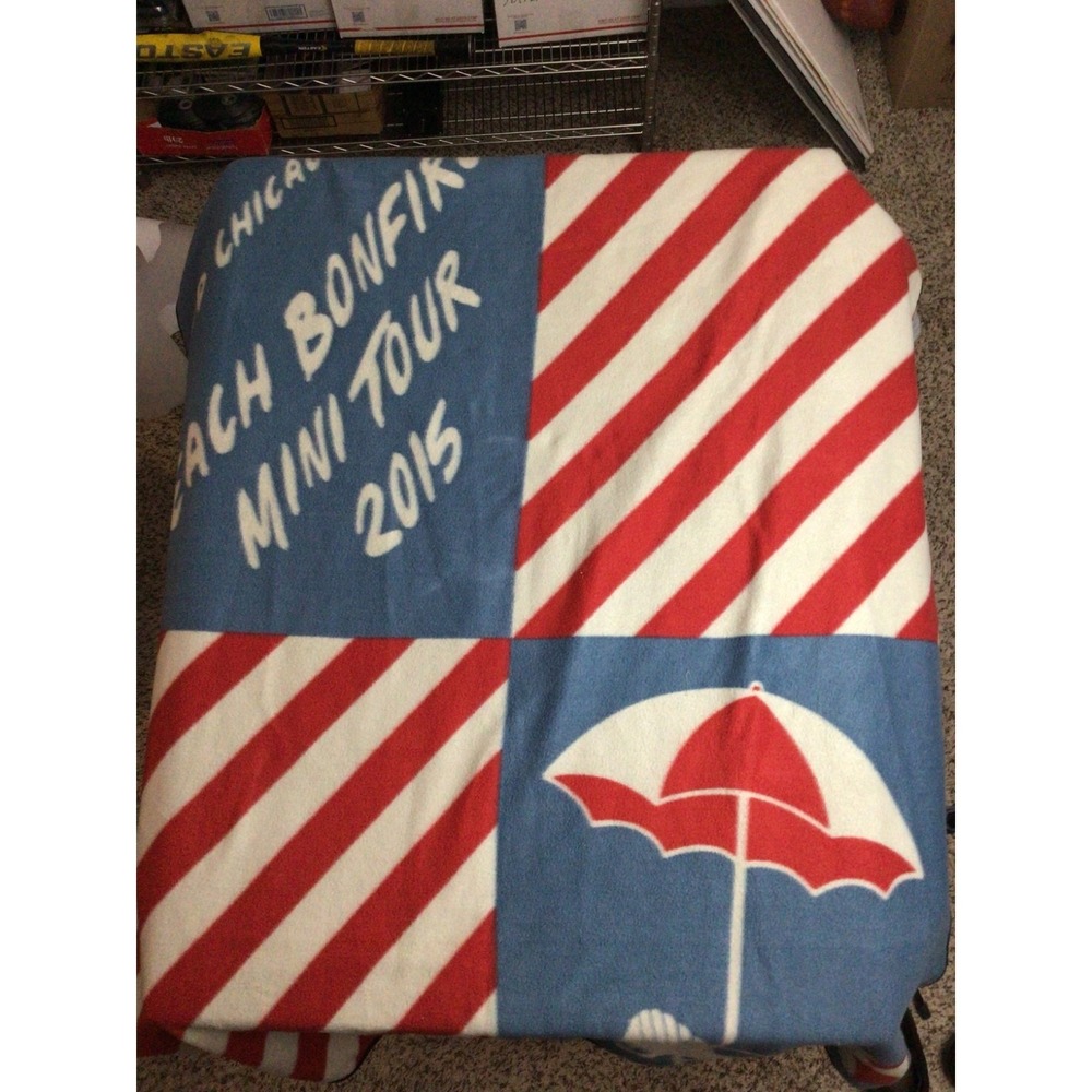 Old Chicago Beach Bonfire Mini Tour 2015‎ Blanket